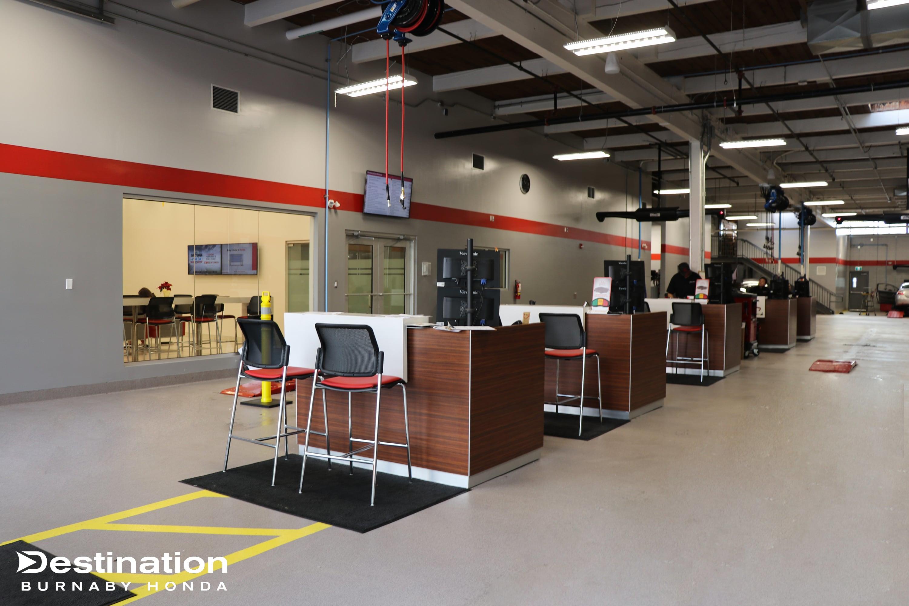 Service Advisor Desk.jpg
