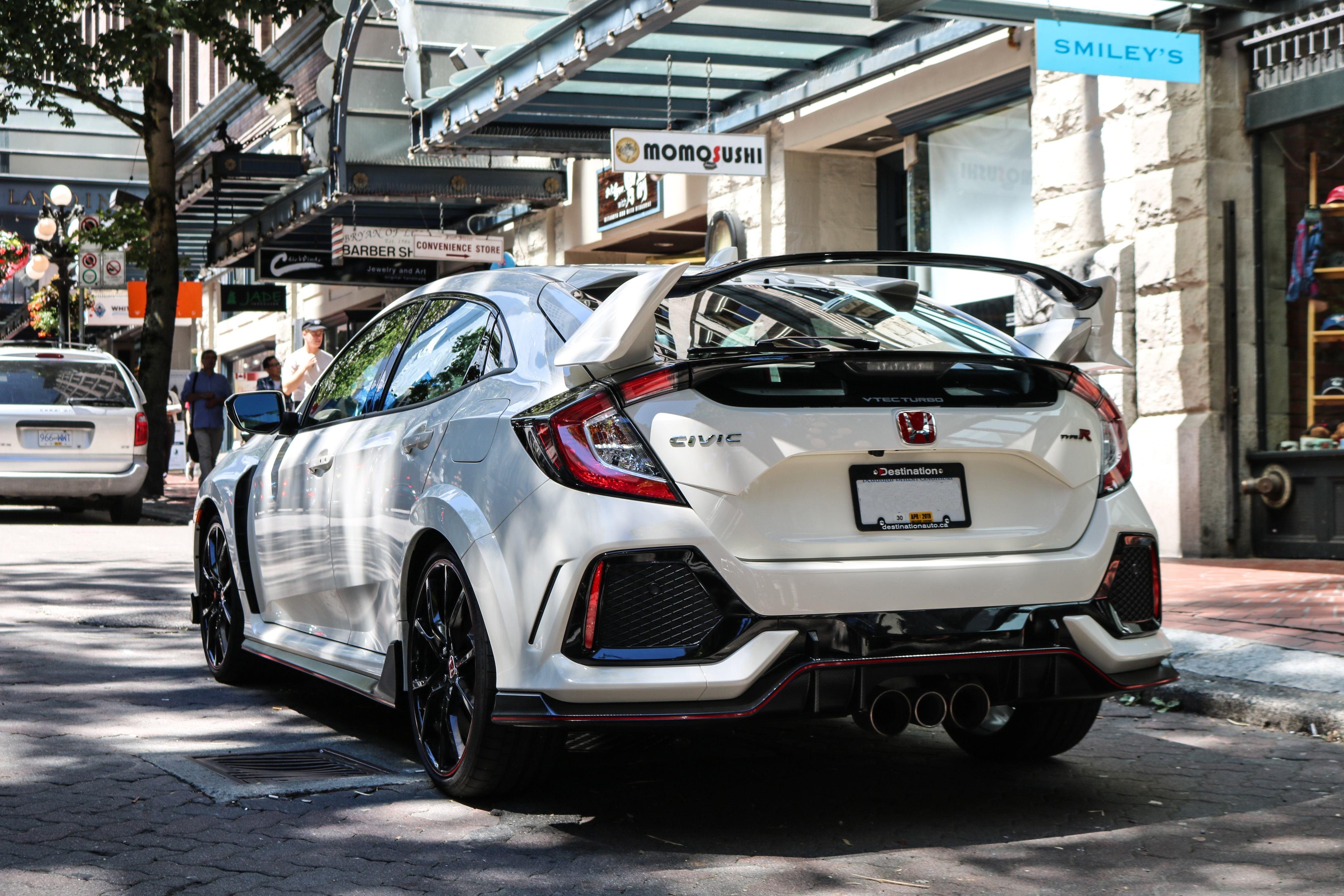 2018_Honda_Civic_Type_R_Burnaby_Vancouver.jpg