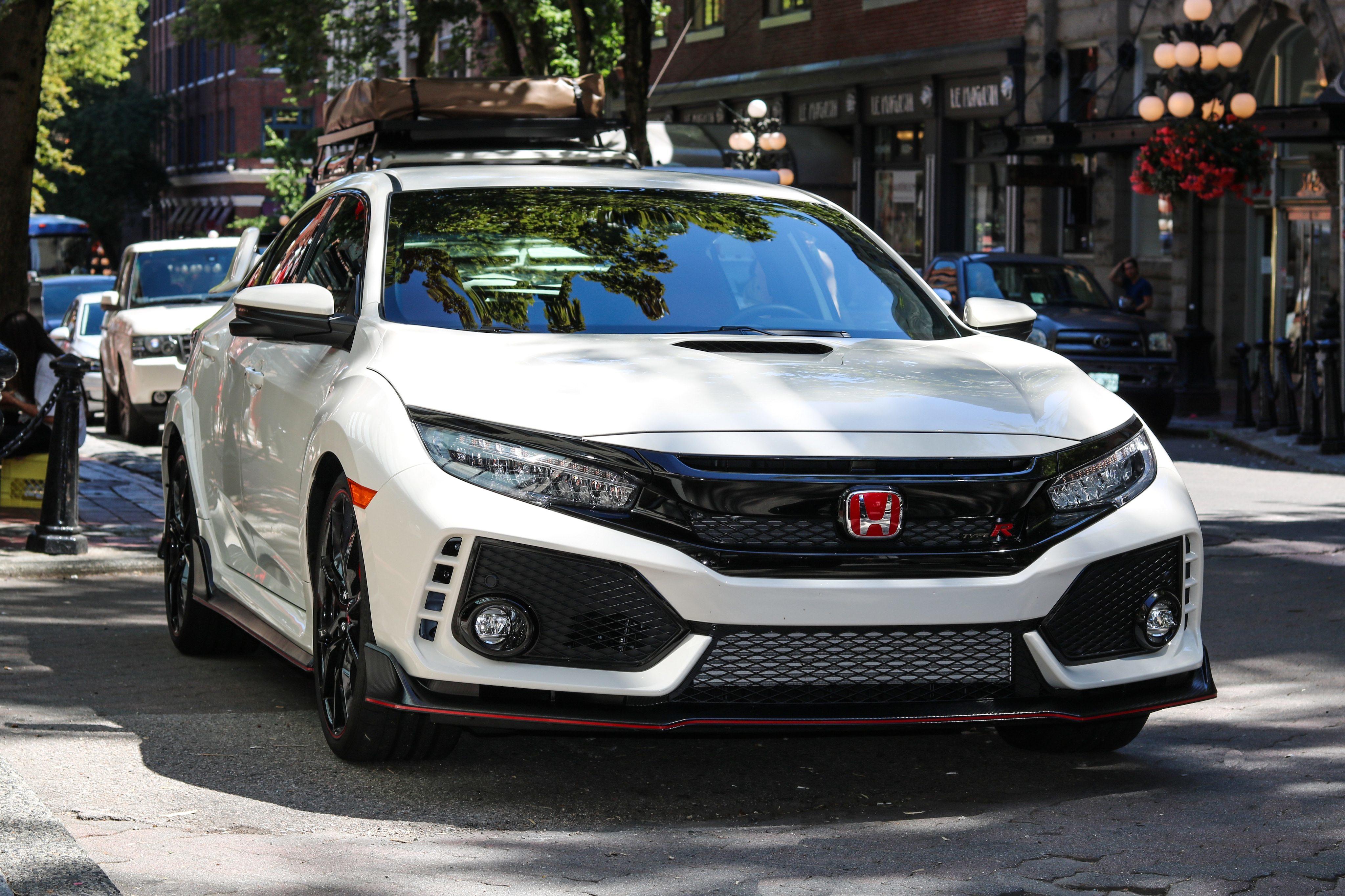 2018_Honda_Civic_Type_R_Vancouver_Burnaby.jpg